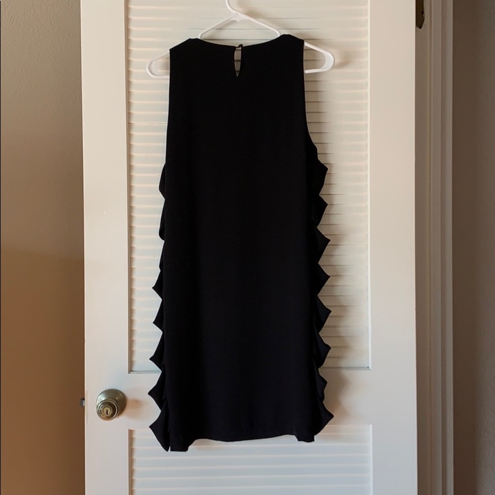 BCBGMaxAzria 'Eren' Side Slash Georgette Dress - Picture 5 of 8